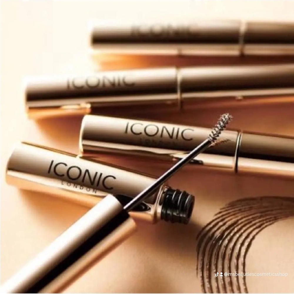 Brow Gel in Ash Blonde 👱‍♀️, Chestnut 🌰 Brown by Iconic.